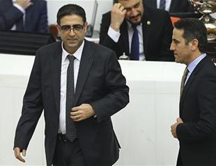 Court issues arrest warrant for HDP MP İdris Baluken