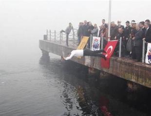 District mayor rescues diver from drowning in Turkey’s Kocaeli