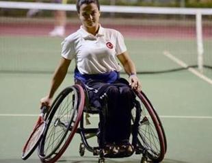 Turkish Paralympic athlete decries notary’s extra ‘stair fee’