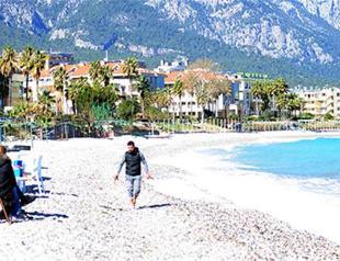Russian tourist numbers to Turkey skyrocket in January but foreign arrivals keep declining