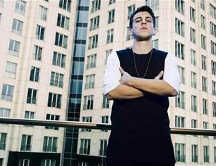 Protest songs meet entertainment