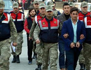 Police stage large-scale ‘anti-Gülenist’ operation in Turkish army