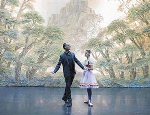 French dance star fuses tradition, reform as head of Russian troupe