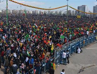 Man killed in Turkey’s southeast at Nevruz suspected of being suicide bomber: Governor’s office