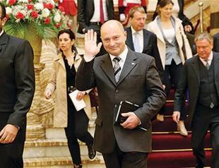 German companies interested in train crossing South America: Officials