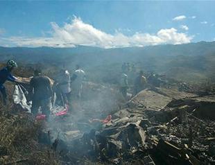 13 killed in Indonesian military plane crash