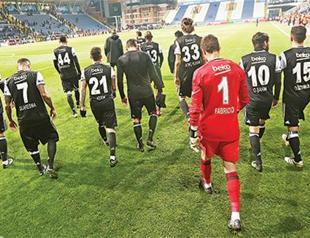 Beşiktaş’s unbeaten run ends at Kasımpaşa