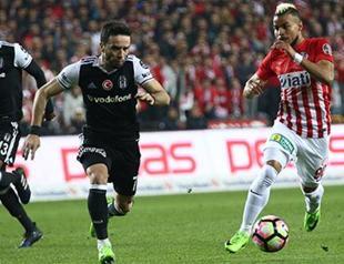 Beşiktaş misses chance to boost league lead