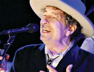 Bob Dylan finally accepts Nobel prize