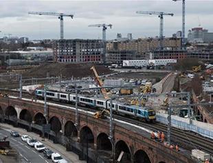 London finance chief upbeat after Brexit trigger