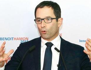 Socialist outsider and ex-PM Valls head for runoff in presidential primary