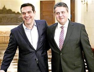 Greece says to support Rome declaration, calls for EU backing on labor reforms