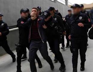 Turkish police detain 9 suspected ISIL militants for ‘planning attacks on referendum ballot boxes’