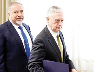 US warns Syria over chemical weapons