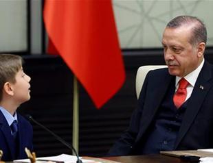 Erdoğan signals return to AKP as chairman