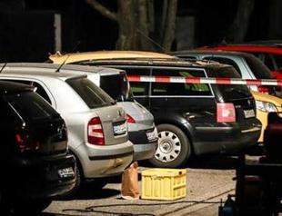 Borussia Dortmund football team bus hit by explosions