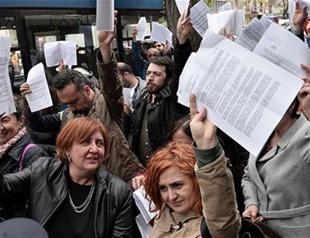 Hundreds submit individual applications to Turkey’s election board to annul referendum