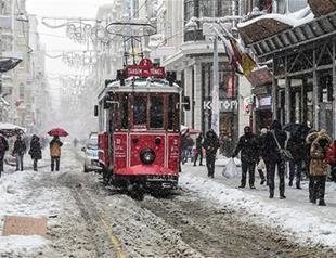 Istanbul among world’s safest metropolis except for terror threat: Governor
