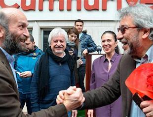 In jail with Can Dündar