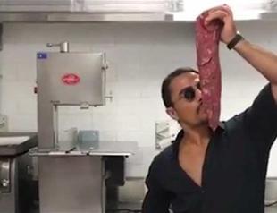 VIDEO: ‘Salt Bae’ evokes ‘fruit ninja’ with new piece
