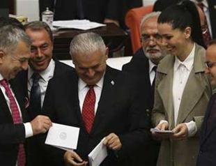 AKP changes internal regulation to appoint PM Yıldırım as acting leader