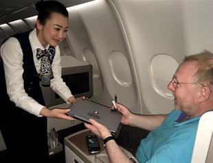 Turkish Airlines starts distributing laptops to US-bound business class passengers after ban