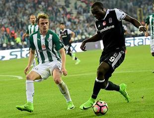 Beşiktaş defends top spot in league