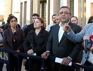 Arrest of Turkish daily Cumhuriyet’s web chief triggers outcry