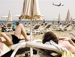 Greek Cyprus records best ever tourism income in 2016