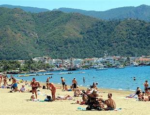 Foreign tourist arrivals to Turkey rise 18 pct in April after months in doldrums