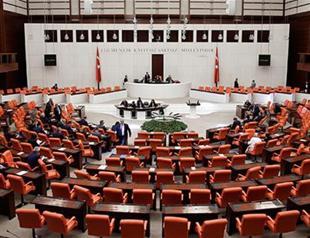 Turkish parliament speaker calls on party leaders to harmonize current laws with new constitution in meeting