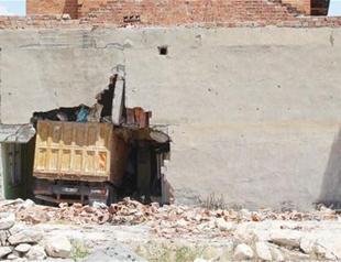Earth-moving trucks, concrete mixers kill 24 in one year in Istanbul: Report