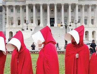 Facing revolt on healthcare bill, US Senate Republicans delay vote