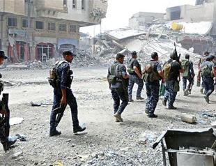 Facing defeat, ISIL mounts diversionary attack to Mosul’s south