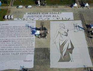 Turkey’s main opposition prepares ‘world’s biggest petition’ for jailed journalists, academics