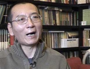 Western doctors say Chinese Nobel winner can travel
