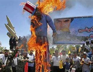 Chants against Saudi Arabia as Iran marks Jerusalem Day