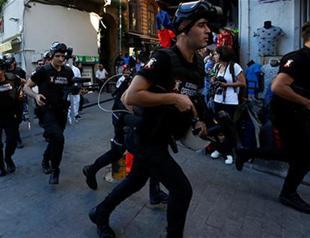 Police detain 44 people at Istanbul’s banned LGBT Pride march