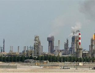 Under-pressure Qatar says to boost gas production 30 pct