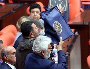 Turkeys main opposition says won’t attend event marking foiled coup, cites removal of speeches