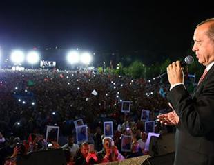 Erdoğan praises parliament for braving coup soldiers