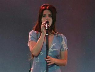 Lana Del Rey’s still got summer blues, but lusts for life