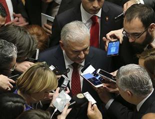 Gov’t to seek consensus with opposition on adjustment laws