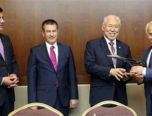 Turkish, Indonesian companies sign deals cooperating on defense