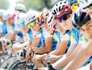 Cyclists pedaling to Istanbul to promote Hagia Sophia