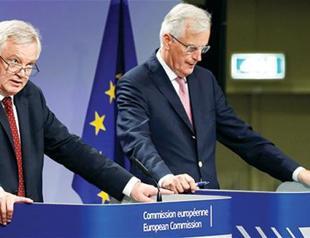 UK must agree implementation period for EU migration curbs: Lawmakers