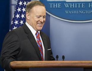 White House spokesman Sean Spicer resigns