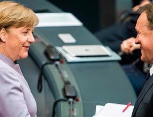 Germanys Social Democrats target Merkel in Turkey airbase row