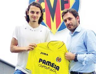 Villareal sign striker Ünal from Man City