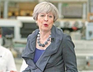 May’s lead down to 5 pct as her campaign struggles